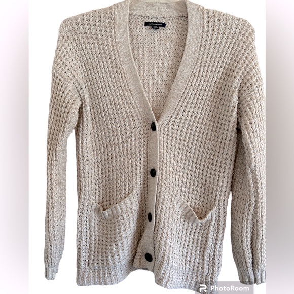American Eagle Outfitters Sweaters - American Eagle Open Knit Cardigan